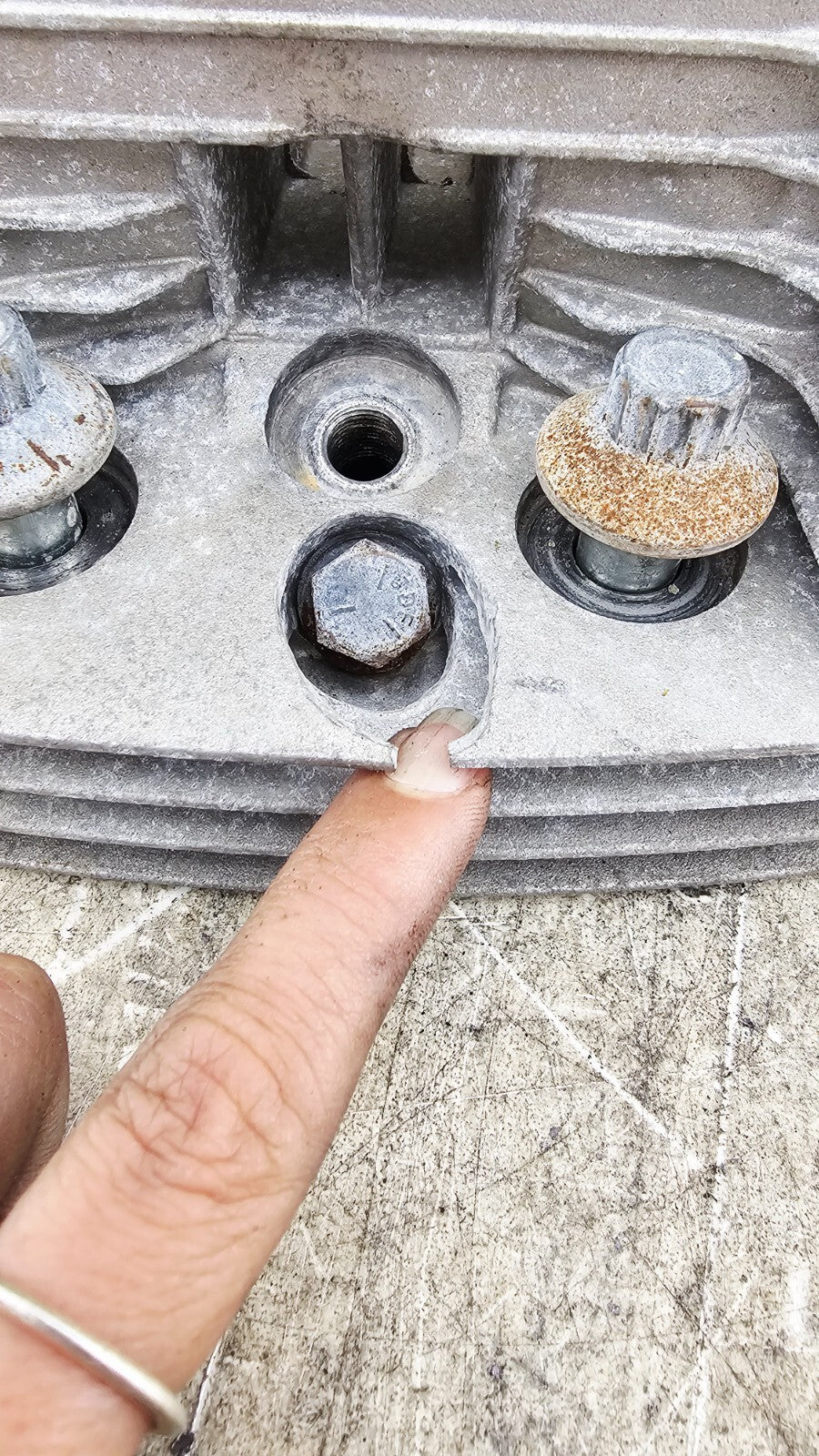 2000 Harley Davidson Sportster 883 Rear Cylinder Head 16662-86B