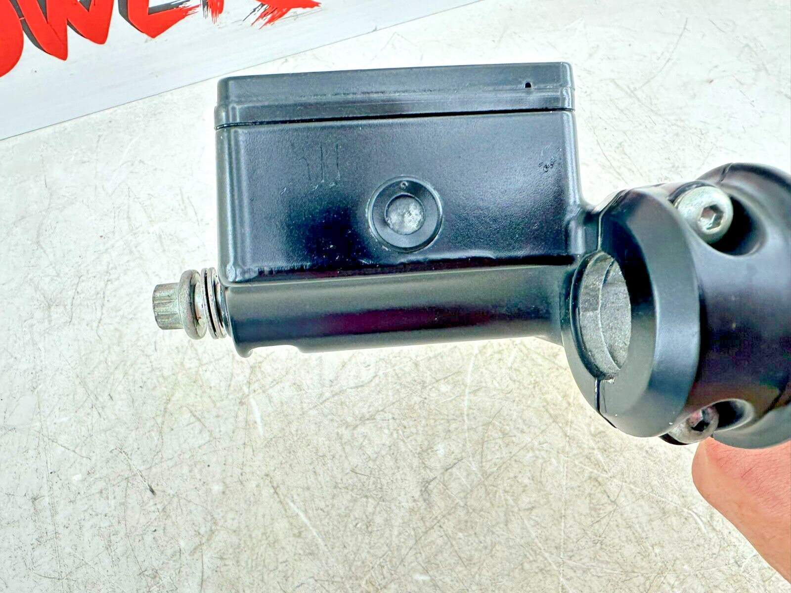 1995 HARLEY SOFTAIL Front Brake Master Cylinder OEM HD