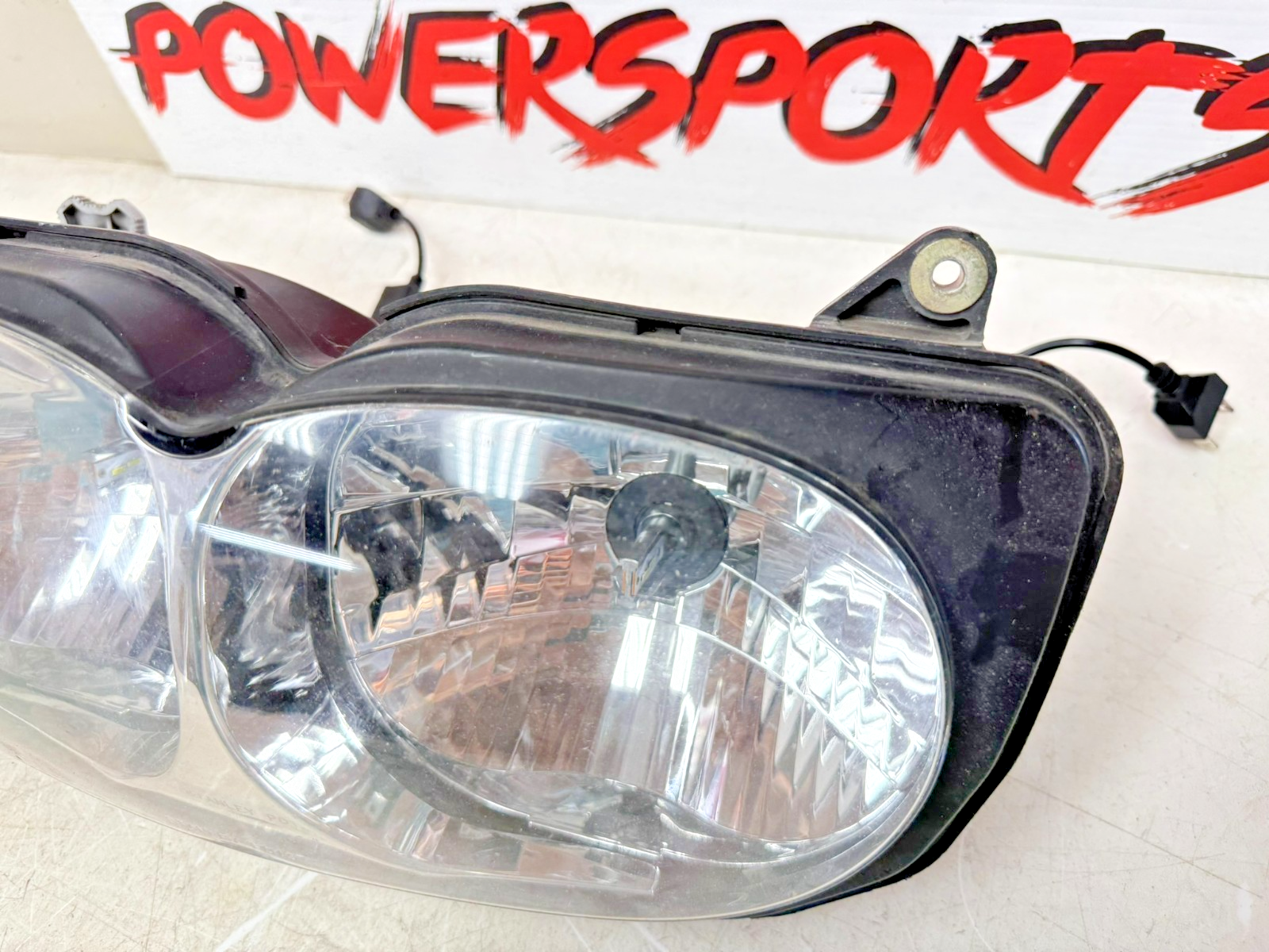 2000 HONDA VALKYRIE INTERSTATE Headlight Front Head Lamp Housing w/ Bulbs