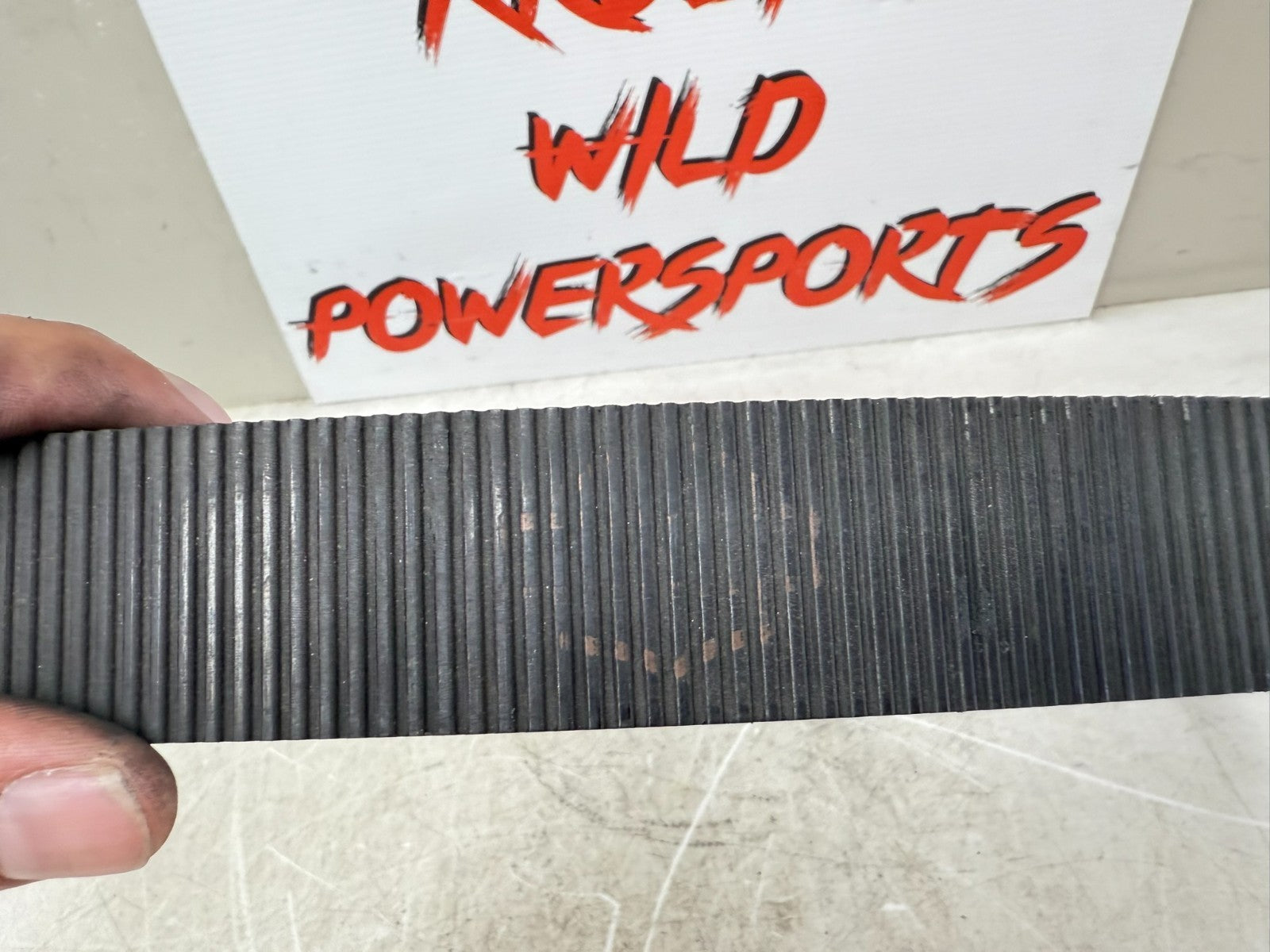 2003 HARLEY ELECTRA GLIDE OEM Final Drive Belt 139T 1-1/2"