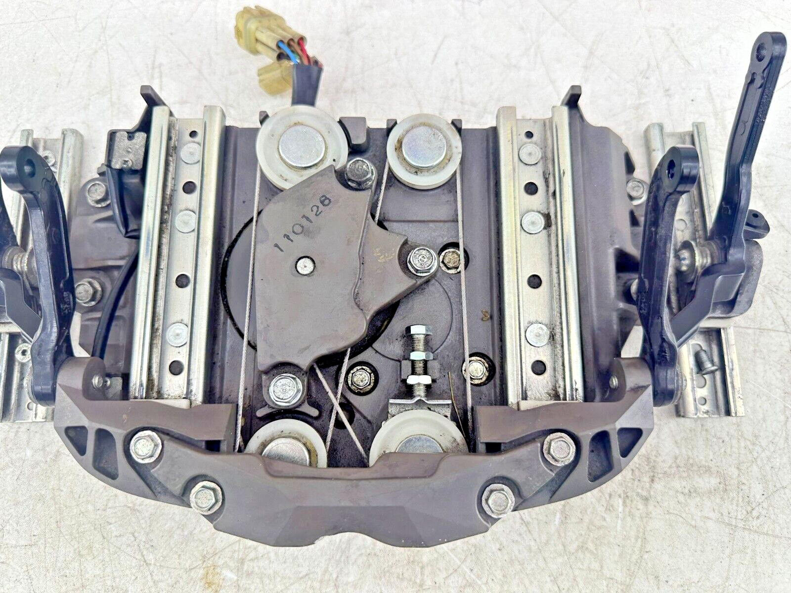 06-12 YAMAHA FJR 1300 Windshield Height Adjustment Actuator Replacement OEM