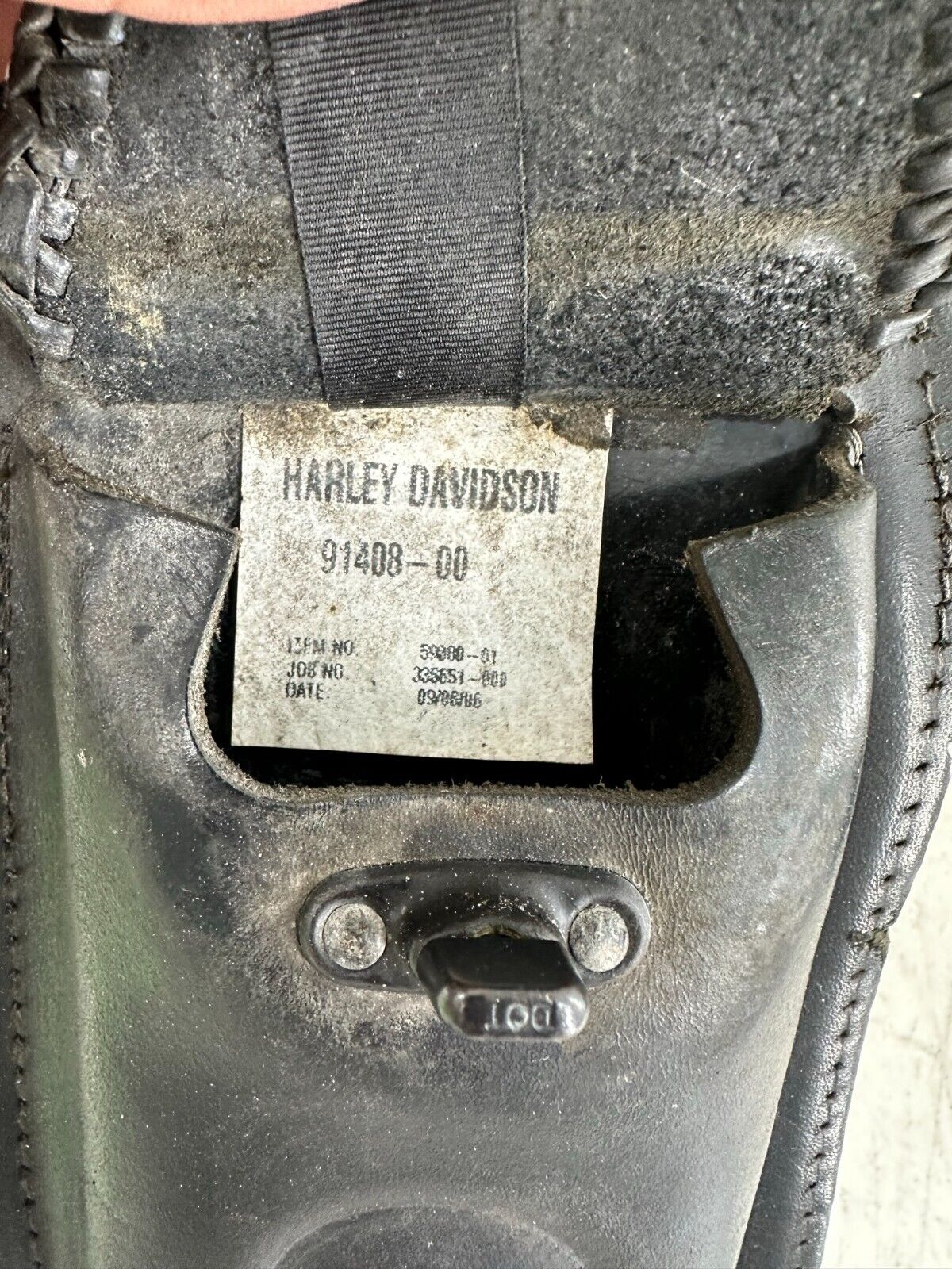 2003 HARLEY DAVIDSON SOFTAIL Gas Tank Lower Dashboard Fillet Panel Storage Bag