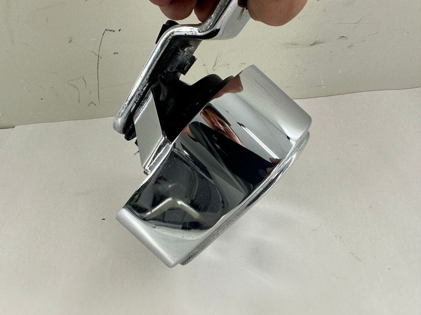 2012 HARLEY SPORTSTER CUSTOM Horn + Chrome Cover