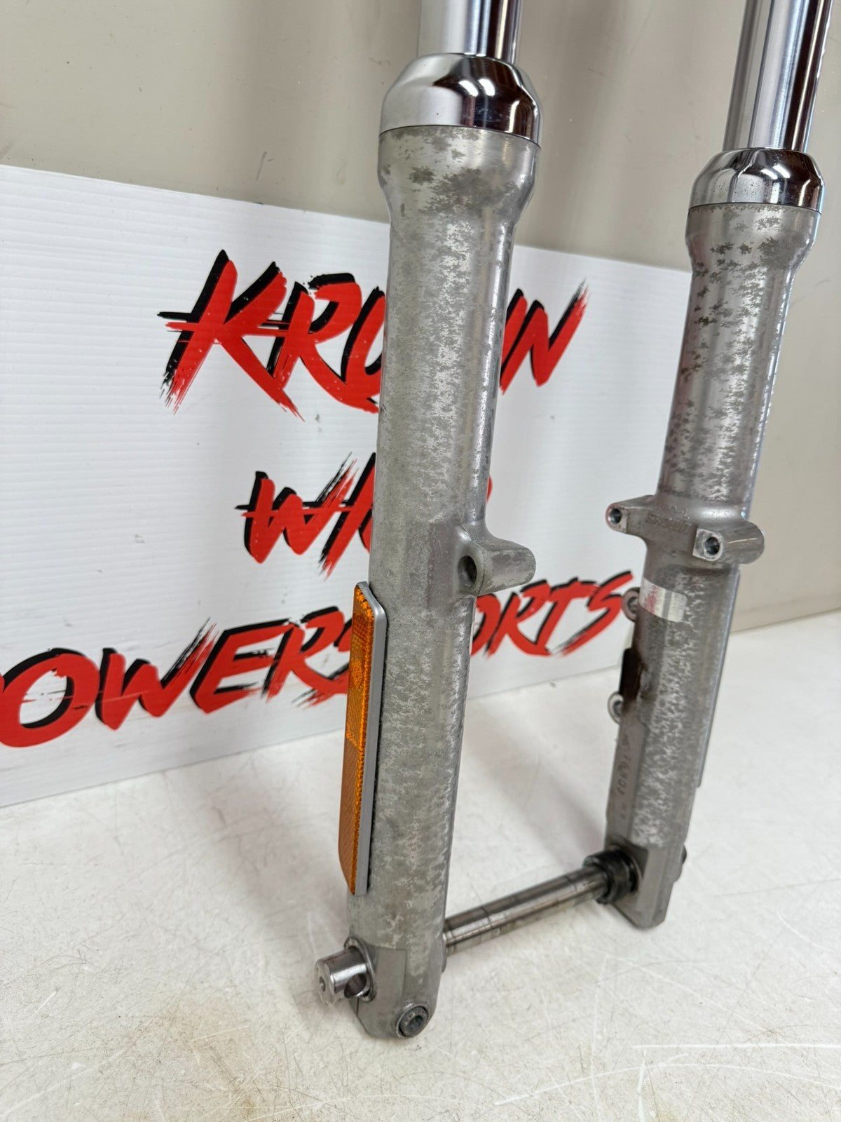 2003 Harley Davidson Sportster Front End Suspension Forks Triple Tree 39mm