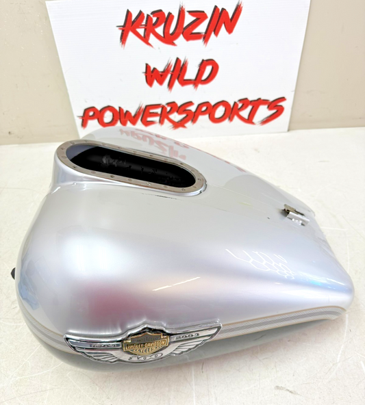 2003 HARLEY ELECTRA GLIDE Gas Fuel Tank Petrol w/ Badges 100th Anniversary