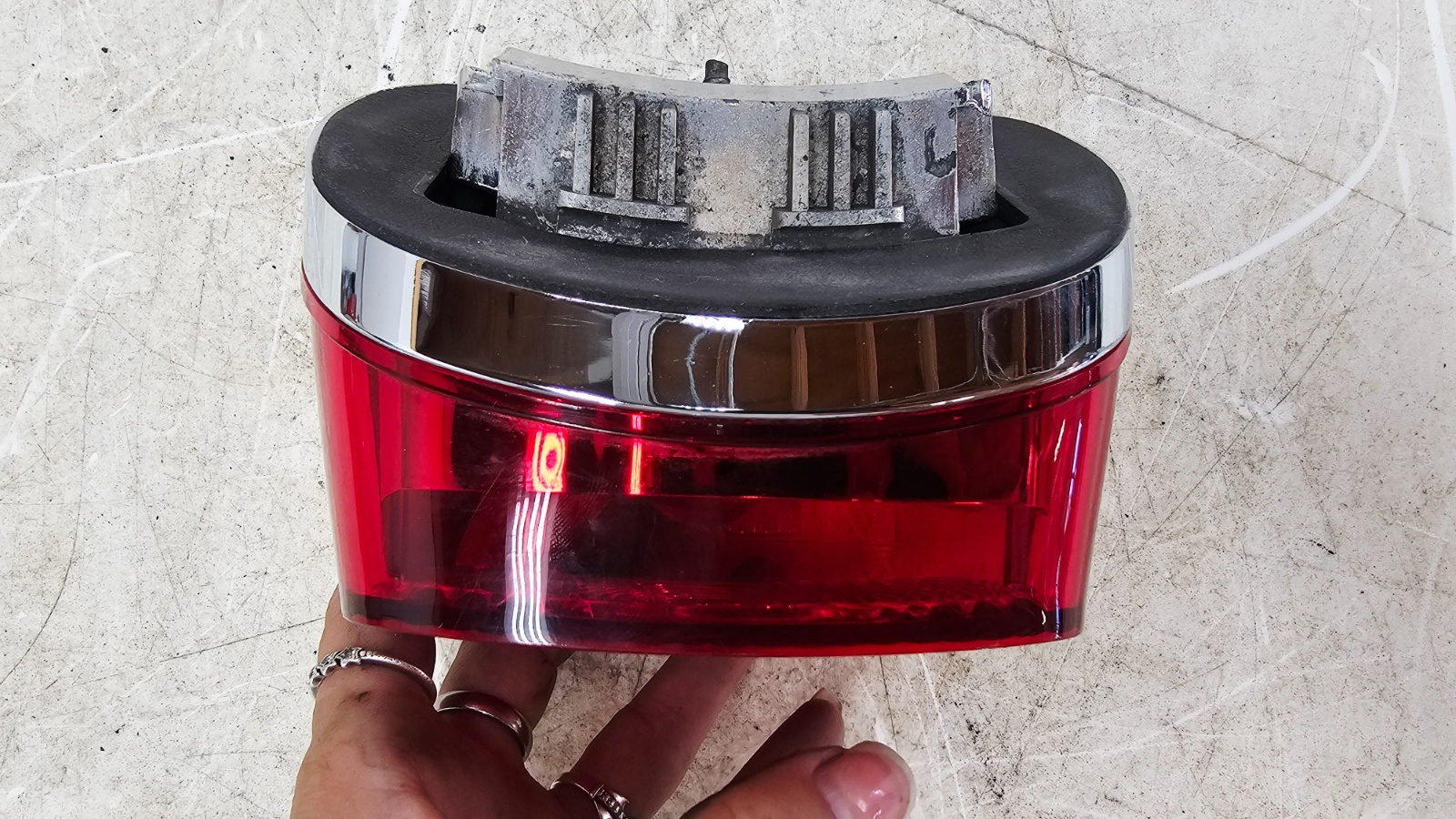 2002 HARLEY SOFTAIL Rear Back Tail Brake Light Lamp