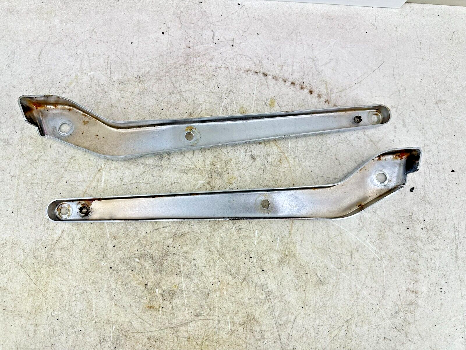 1997 HARLEY DYNA OEM HD Rear Fender Frame Strut Arm Bars