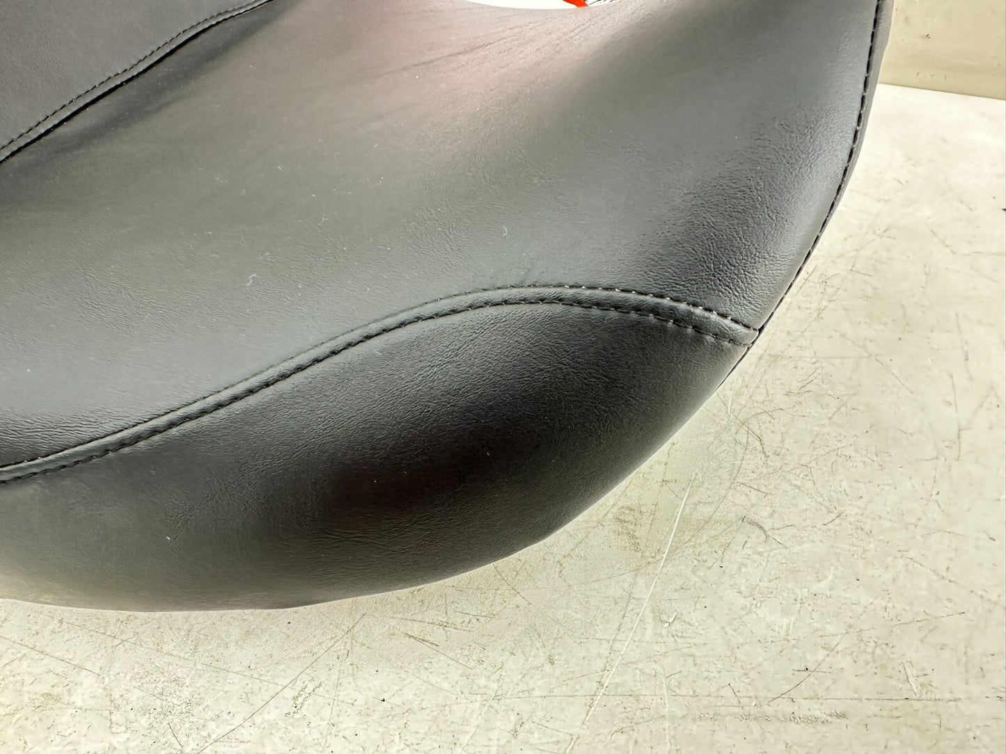 1999 HARLEY DYNA OEM HD Driver Passenger Seat Saddle Black NOS