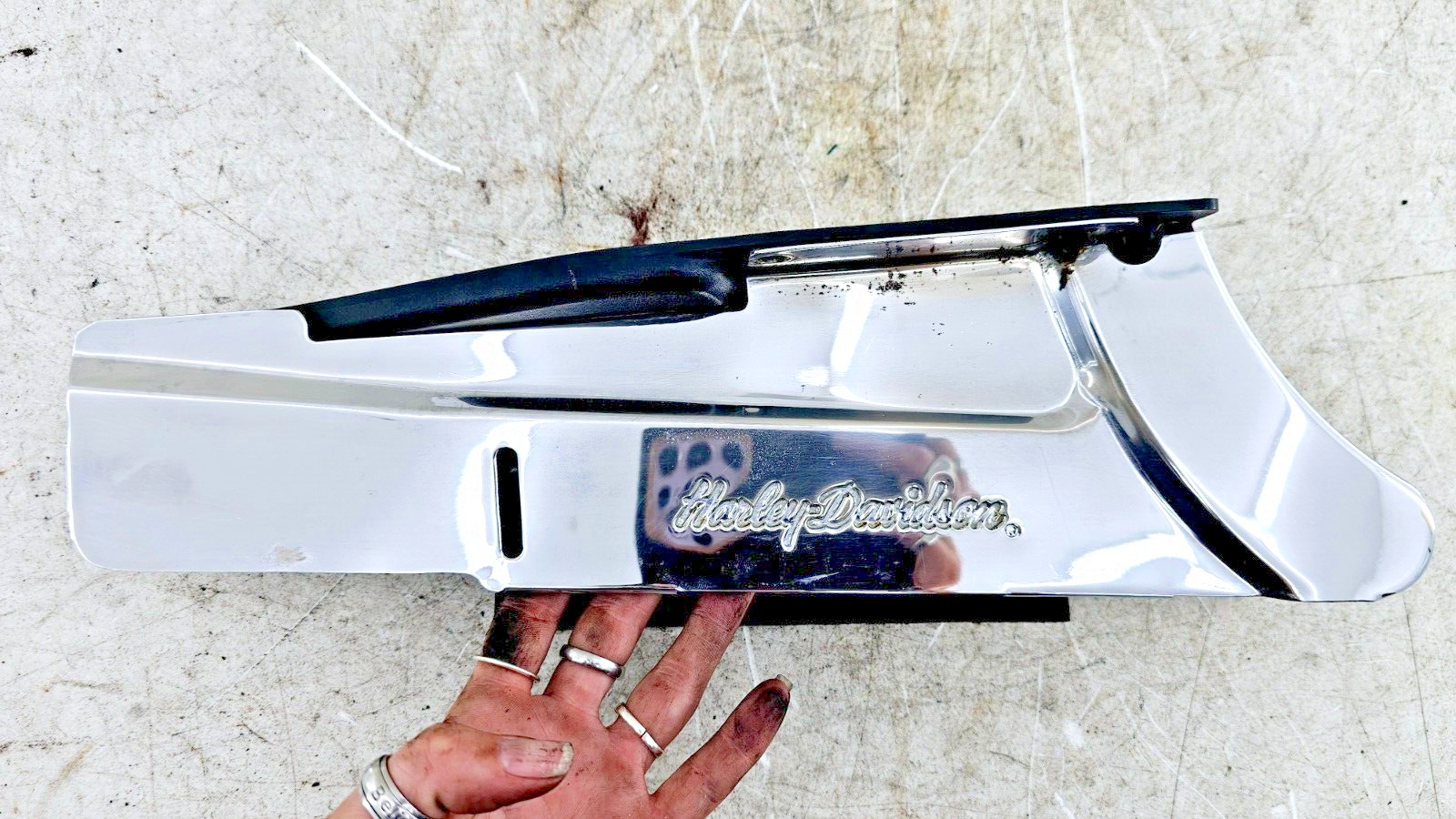 1995 HARLEY DYNA CONVERTIBLE Chrome Lower Belt Deflector Cover Guard