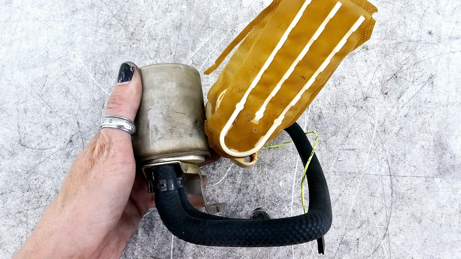 1998 HARLEY FLH ROADKING Fuel Pump Sending Unit OEM HD