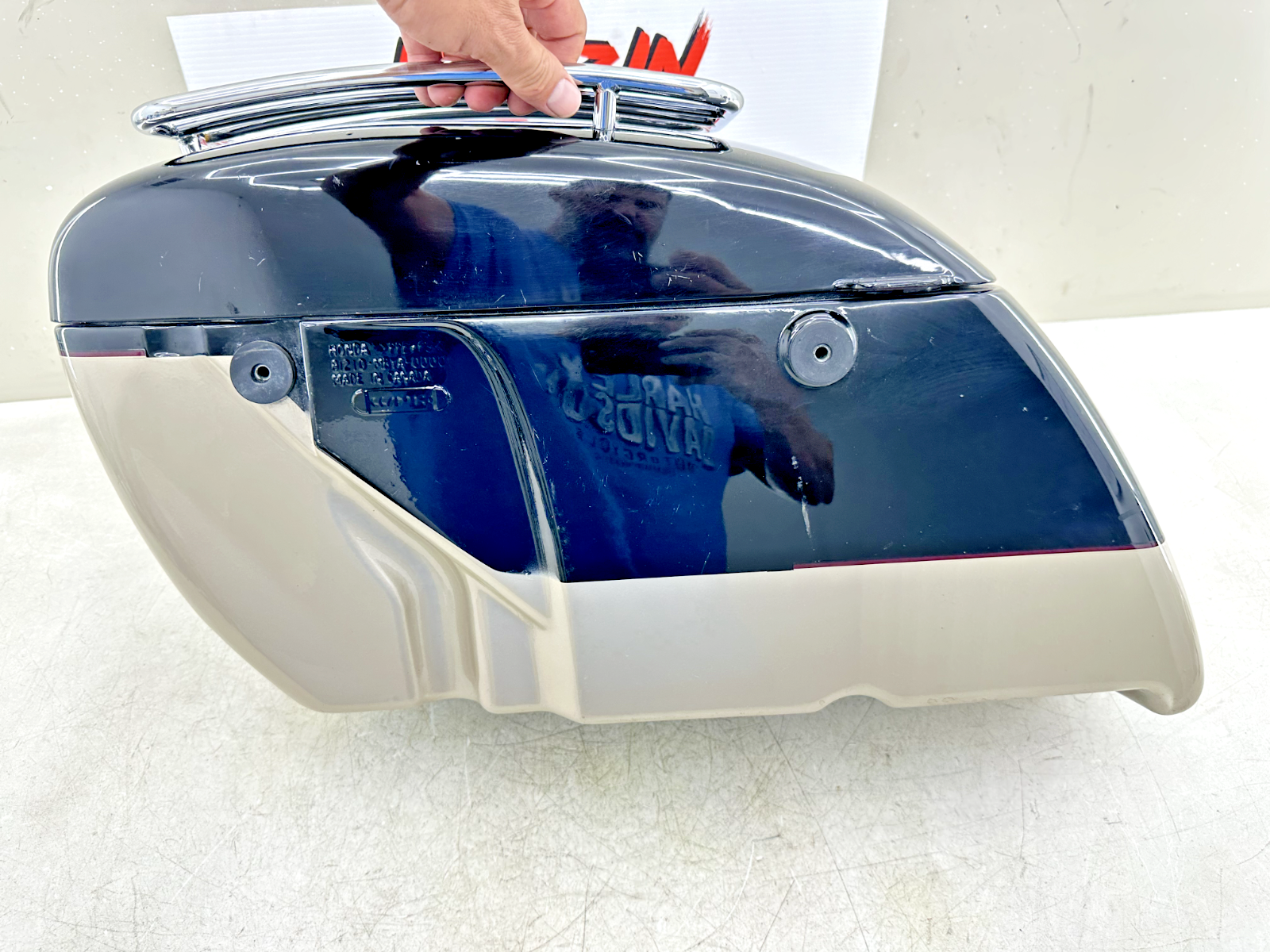 1999 HONDA VALKYRIE INTERSTATE Right Saddlebag w/ Rack + Lid No Cracks