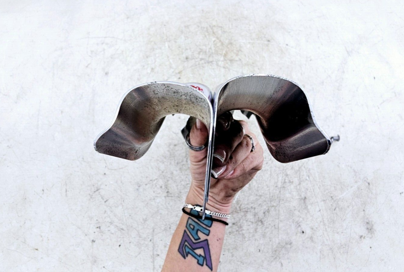 1998 HARLEY FLH ELECTRA GLIDE Chrome Rear Frame Strut Arm Cover Guard