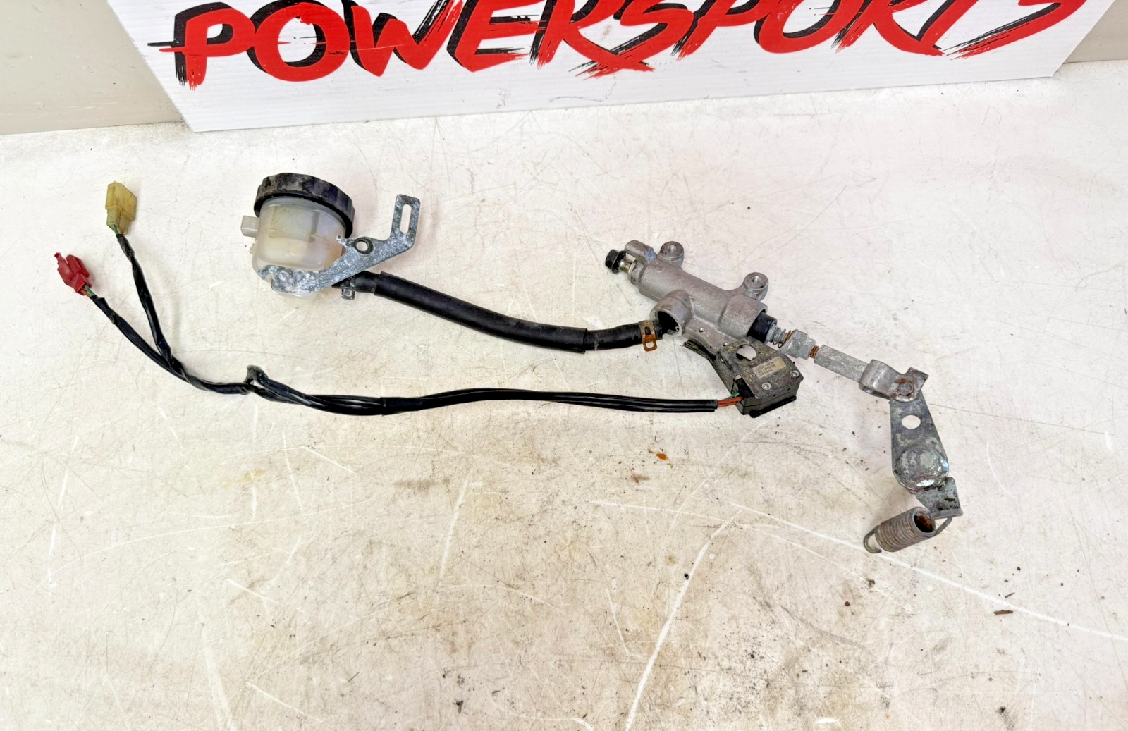 2002 Honda Goldwing GL1800 Rear Brake Master Cylinder & Reservoir Tank