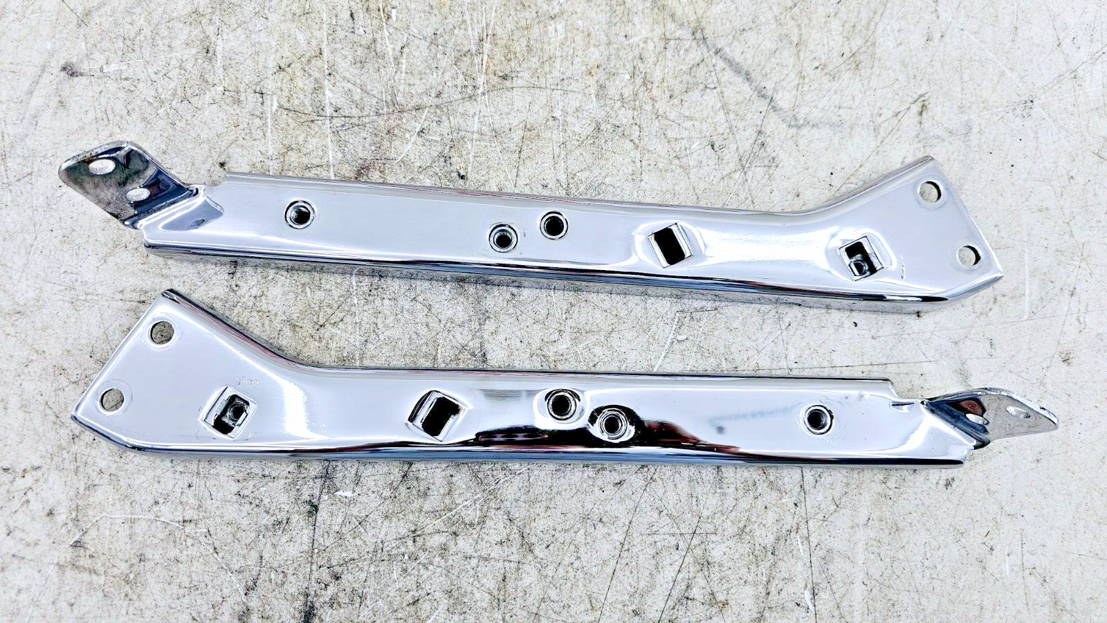 1998 HARLEY FLH ELECTRA GLIDE Chrome Saddlebag Mounting Bracket Arm Bars