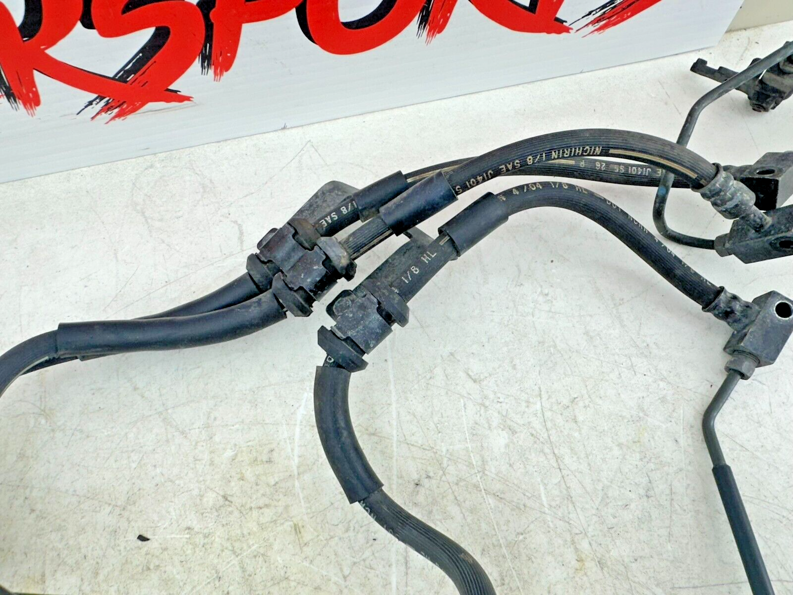 2004 Honda Goldwing GL1800 Front Right Left Brake Caliper + Hoses