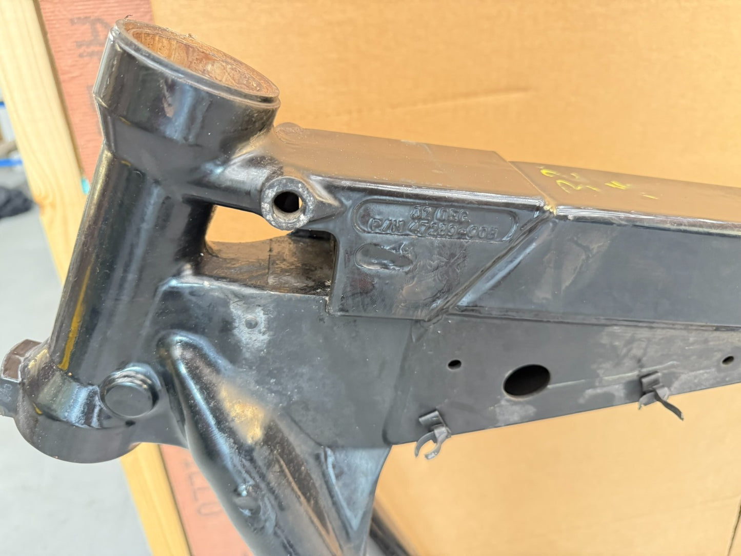 2003 HARLEY DYNA WIDE GLIDE Main Frame Chassis Straight OEM 32 degree