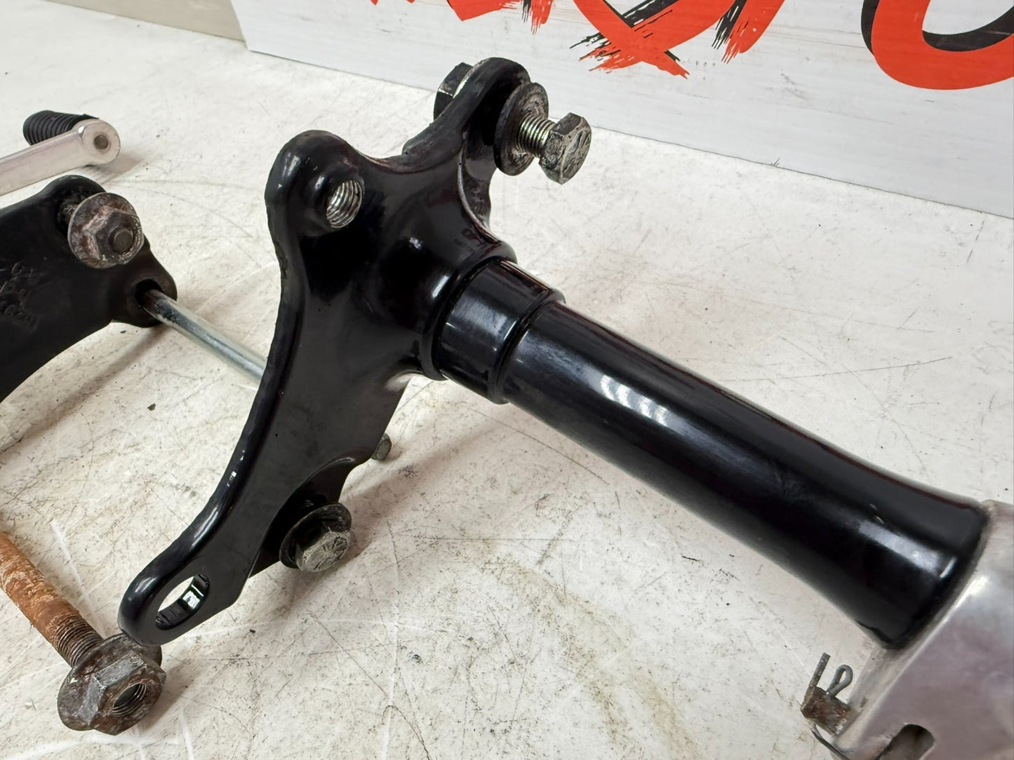 2003 Harley Davidson Sportster Forward Controls Footpegs Shift Linkage Lever OEM